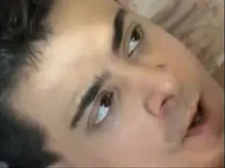 Thumbnail: Amadora safada gemendo ao ser fudida no sofá apertado