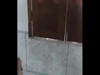 Thumbnail: Madura safada se entrega para o anal profundo com tesão