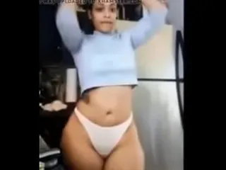 Thumbnail: Rapidinha quente na cozinha com vizinha safadinha