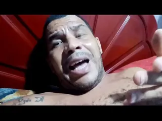 Thumbnail: Garota de programa revela seus truques íntimos na arte do sexo oral